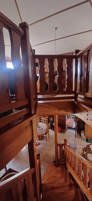 5 Bedroom Property for Sale in Sandbaai Western Cape